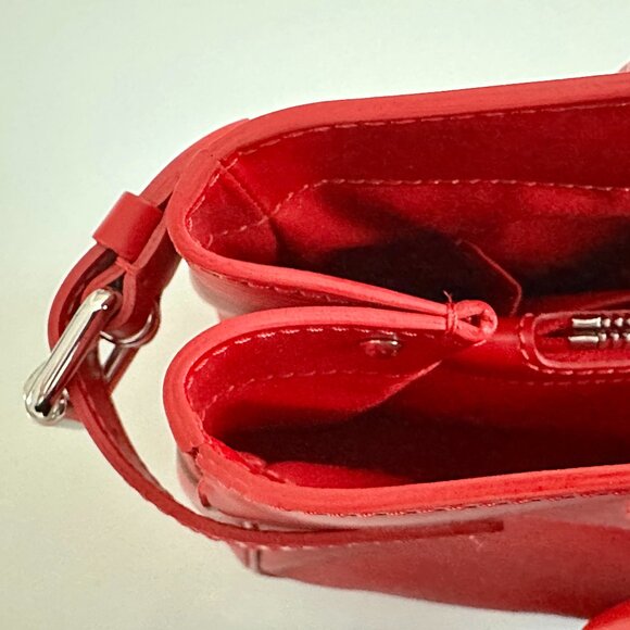 Red Epi Leather Passy PM Bag - Picture 9 of 15